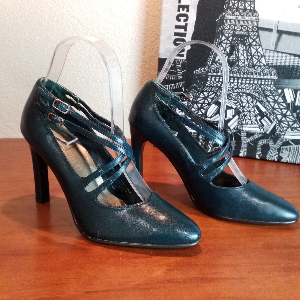 Victoria Secret/Colin Stuart Double Cross Strap Pump